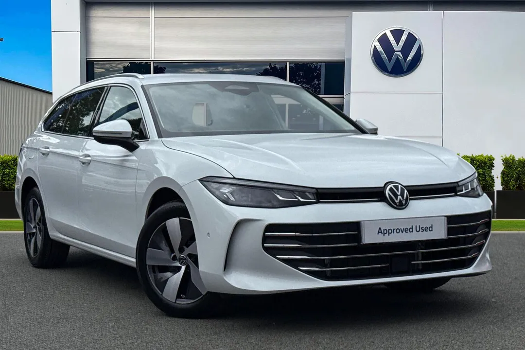 Volkswagen Passat video thumbnail