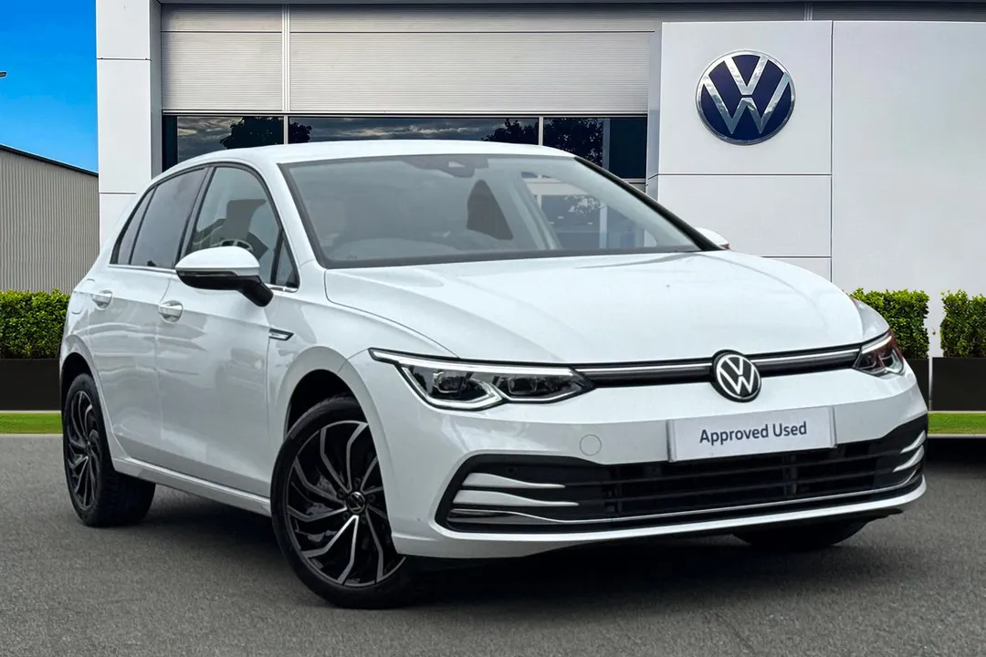 Volkswagen Golf video thumbnail