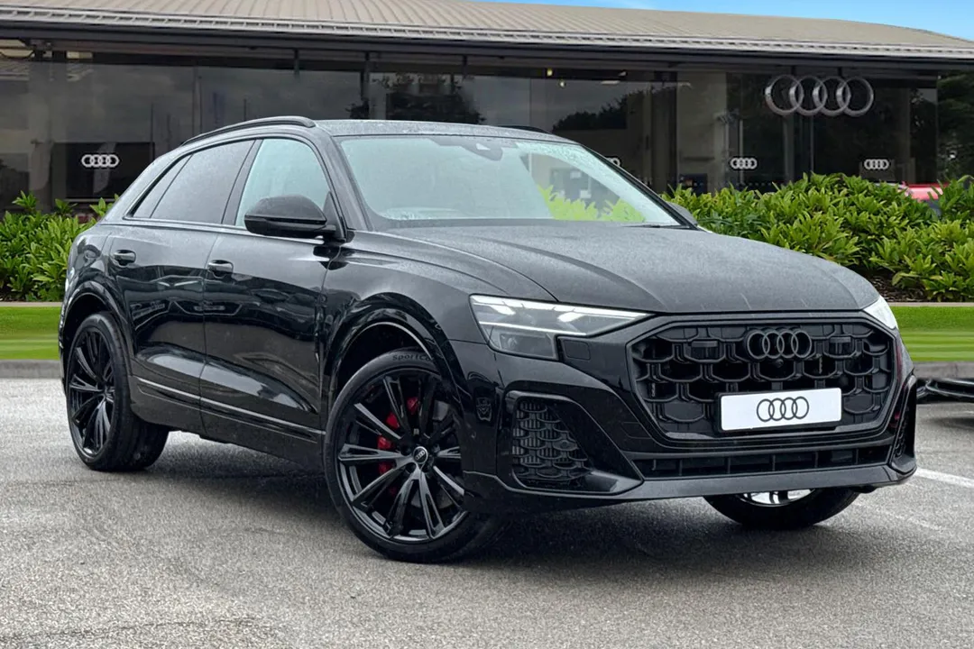 Audi SQ8 video thumbnail