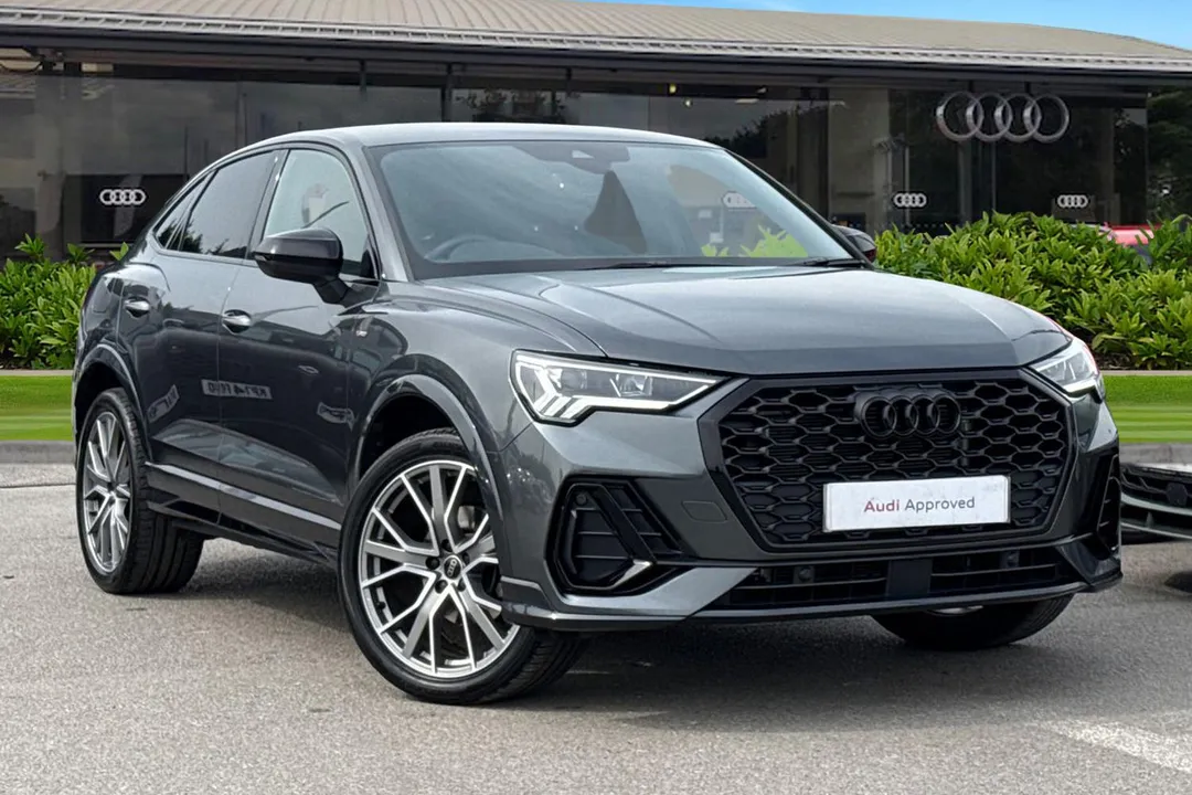 Audi Q3 video thumbnail