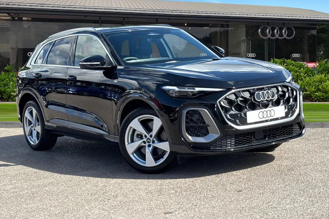 Audi Q5 video thumbnail