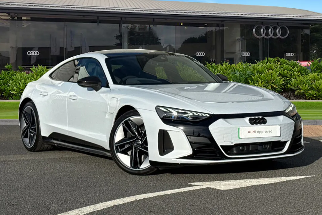 Audi RS e-tron GT video thumbnail