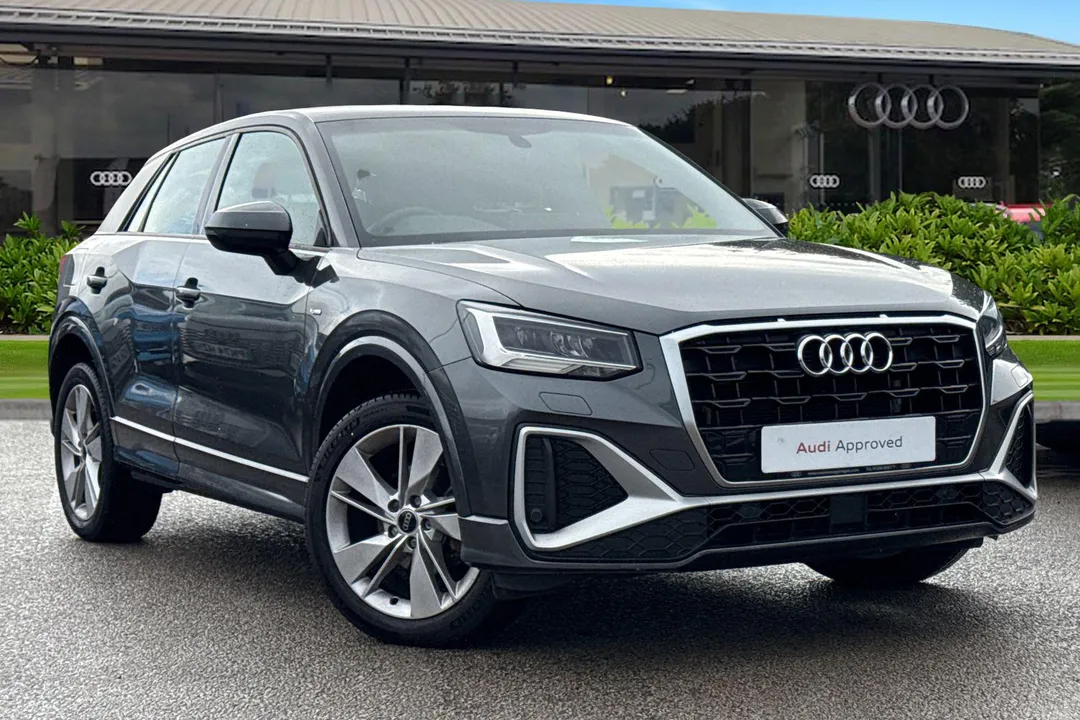 Audi Q2 video thumbnail