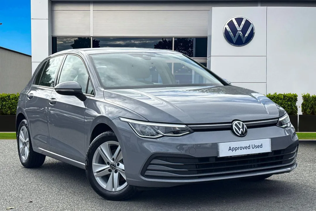 Volkswagen Golf video thumbnail