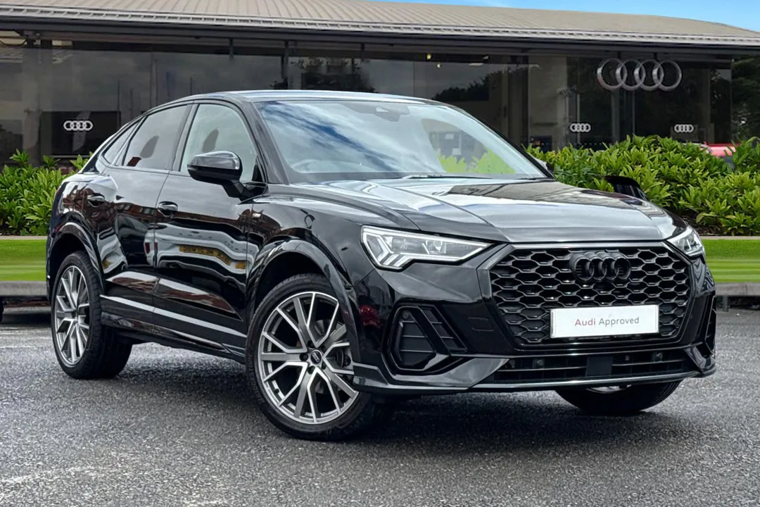 Audi Q3 video thumbnail