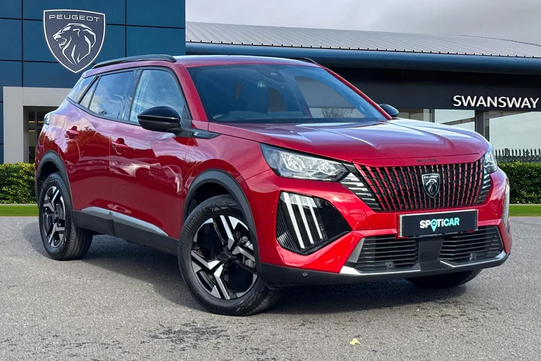 PEUGEOT e-2008 video thumbnail