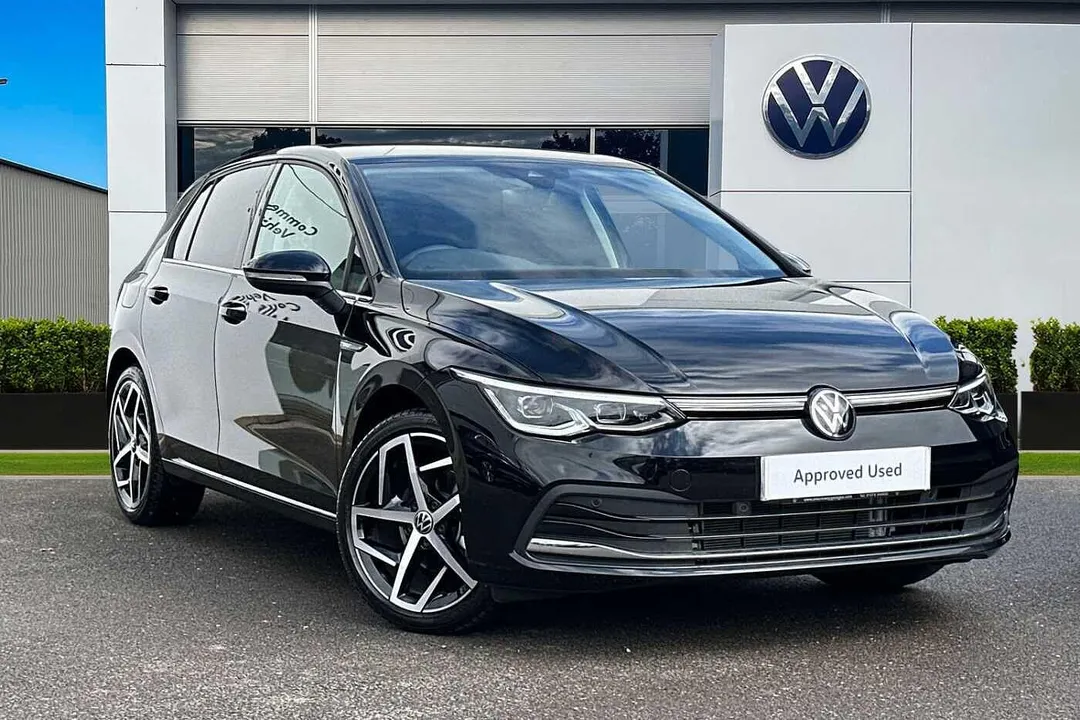 Volkswagen Golf video thumbnail