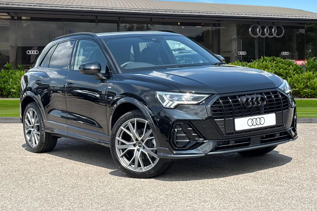 Audi Q3 video thumbnail