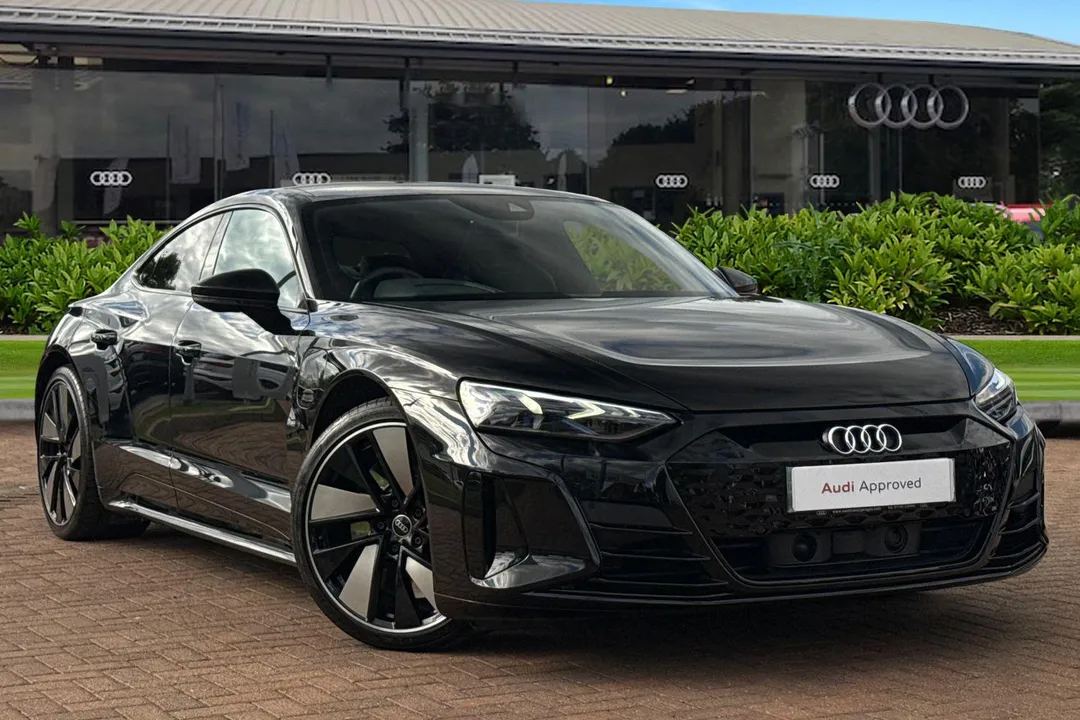 Audi RS e-tron GT video thumbnail