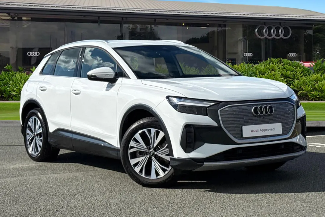 Audi Q4 e-tron video thumbnail