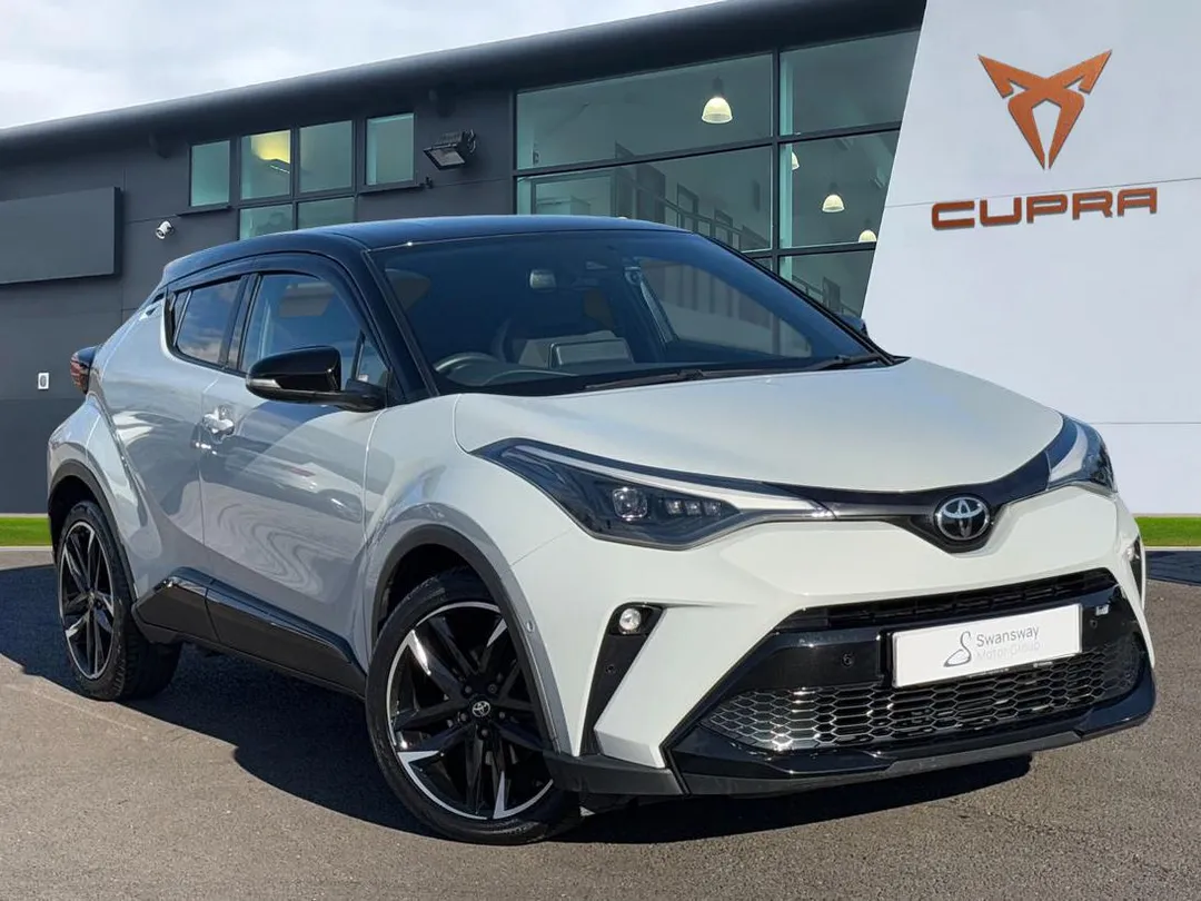 Toyota C-Hr video thumbnail