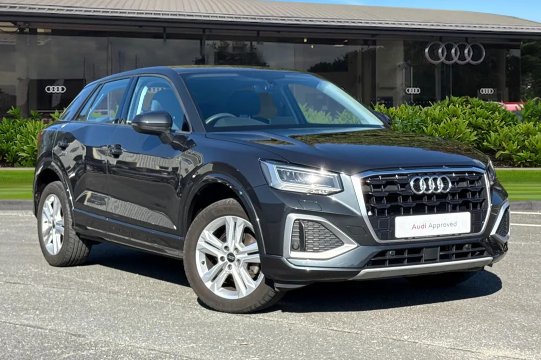 Audi Q2 video thumbnail