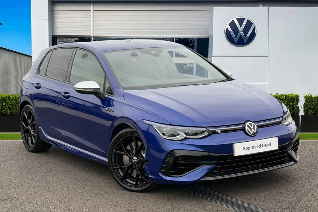 Volkswagen Golf video thumbnail