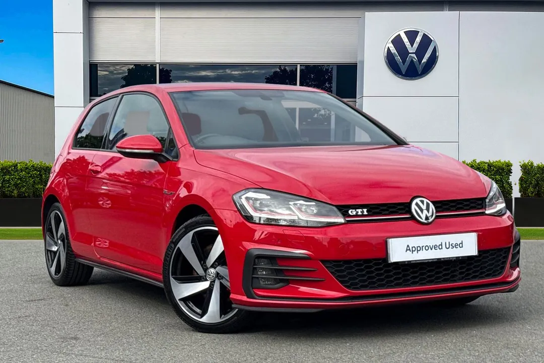 Volkswagen Golf video thumbnail