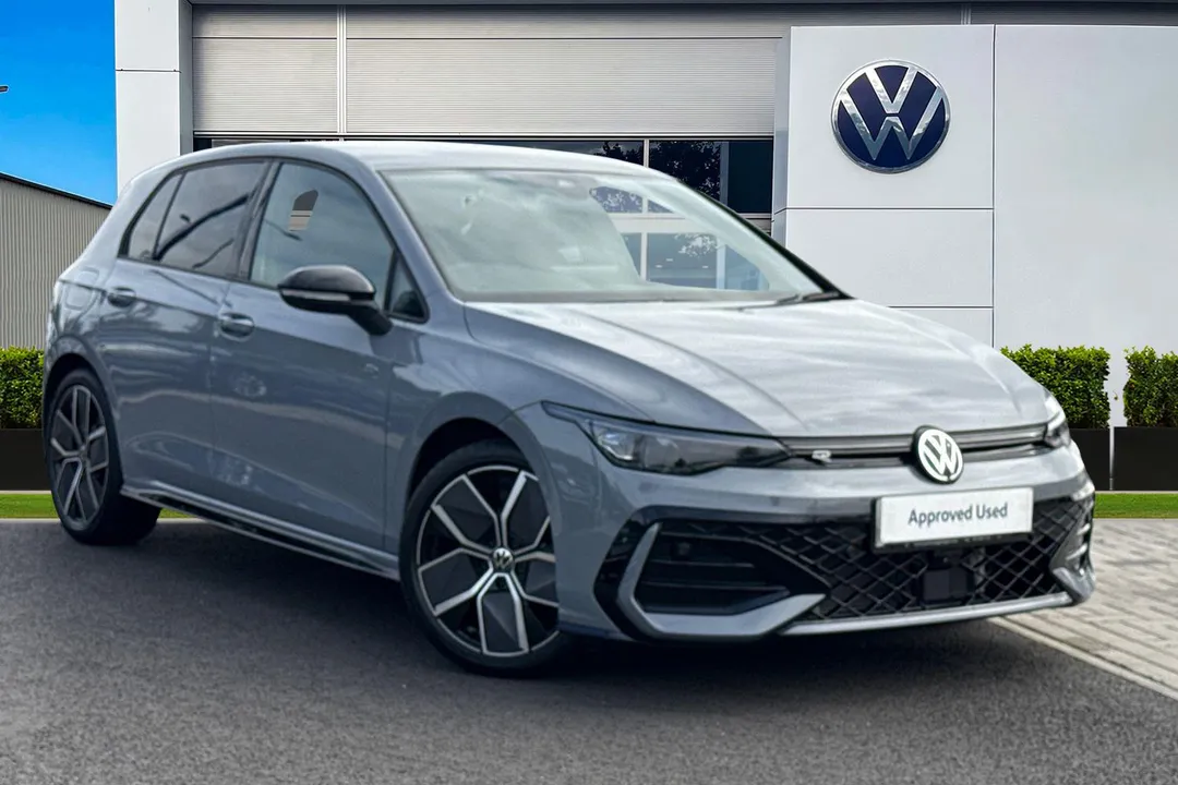 Volkswagen Golf video thumbnail