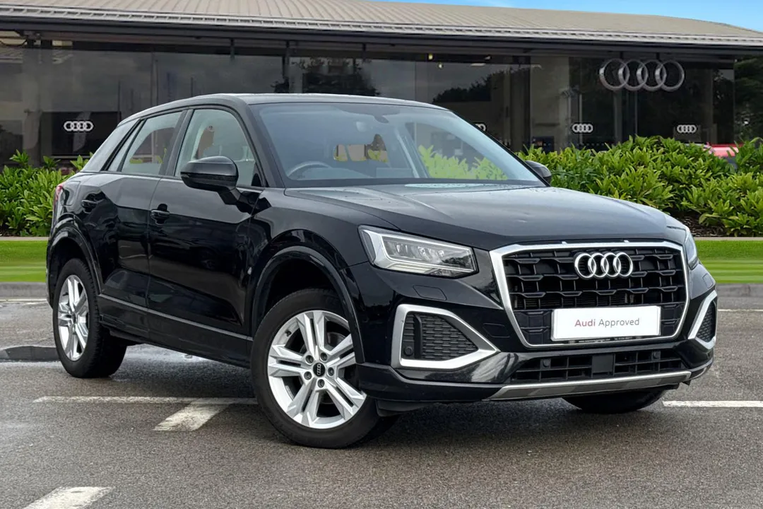 Audi Q2 video thumbnail
