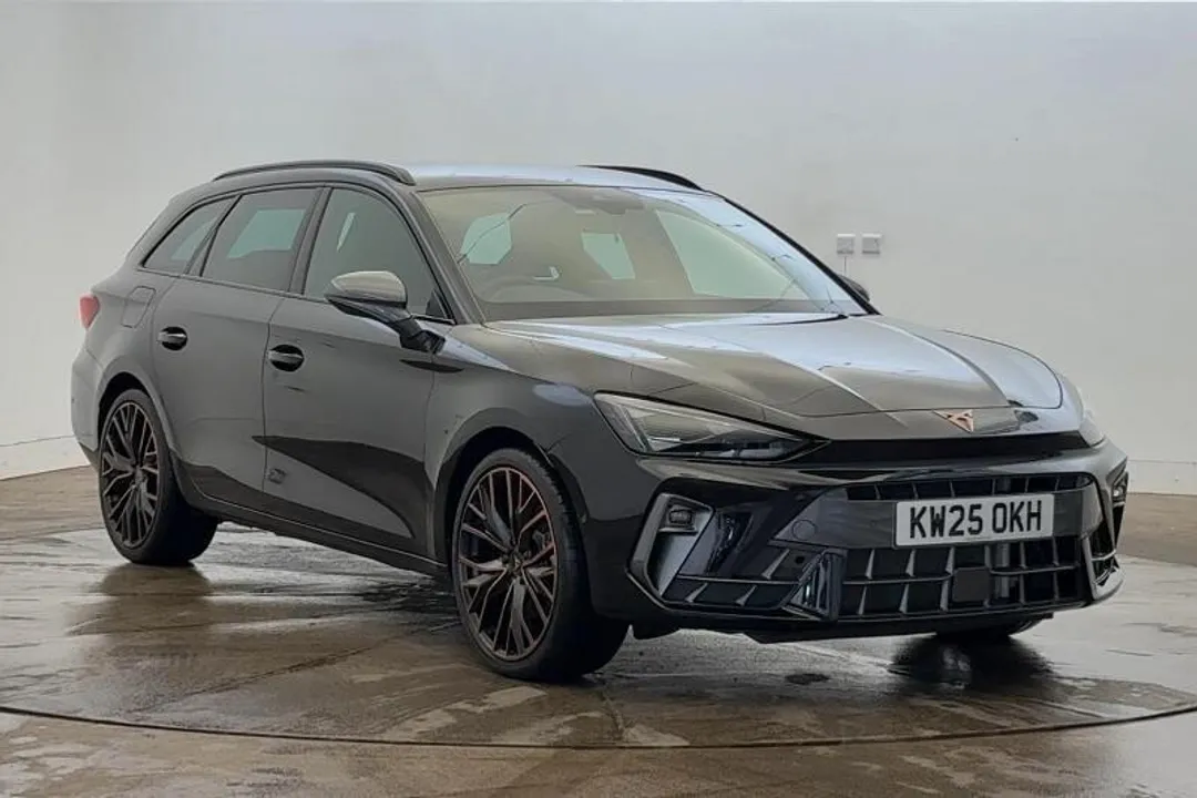 CUPRA Leon video thumbnail