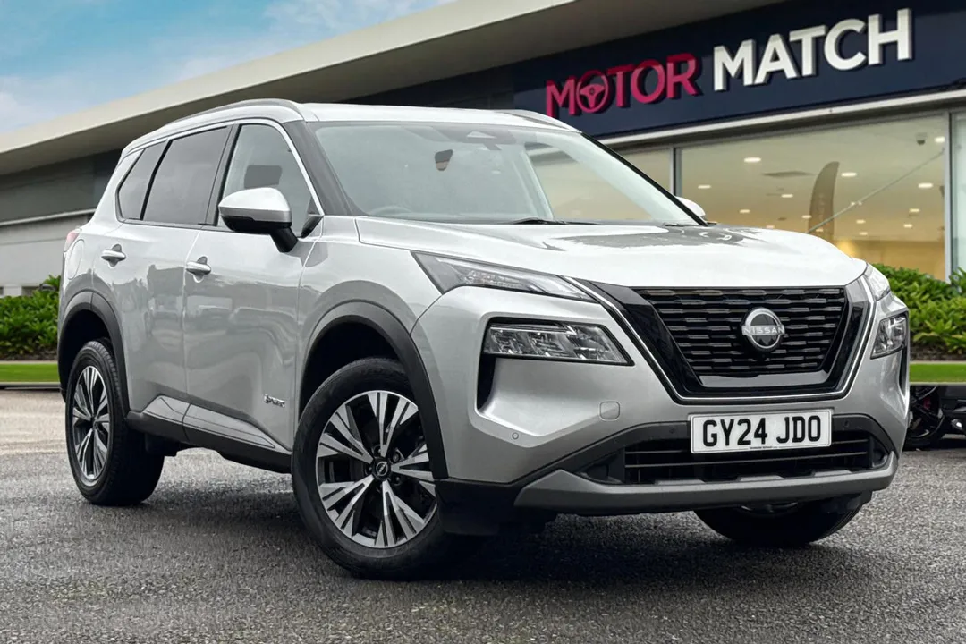 Nissan X-Trail video thumbnail