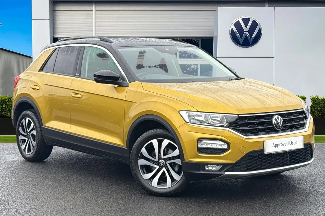 Volkswagen T-Roc video thumbnail