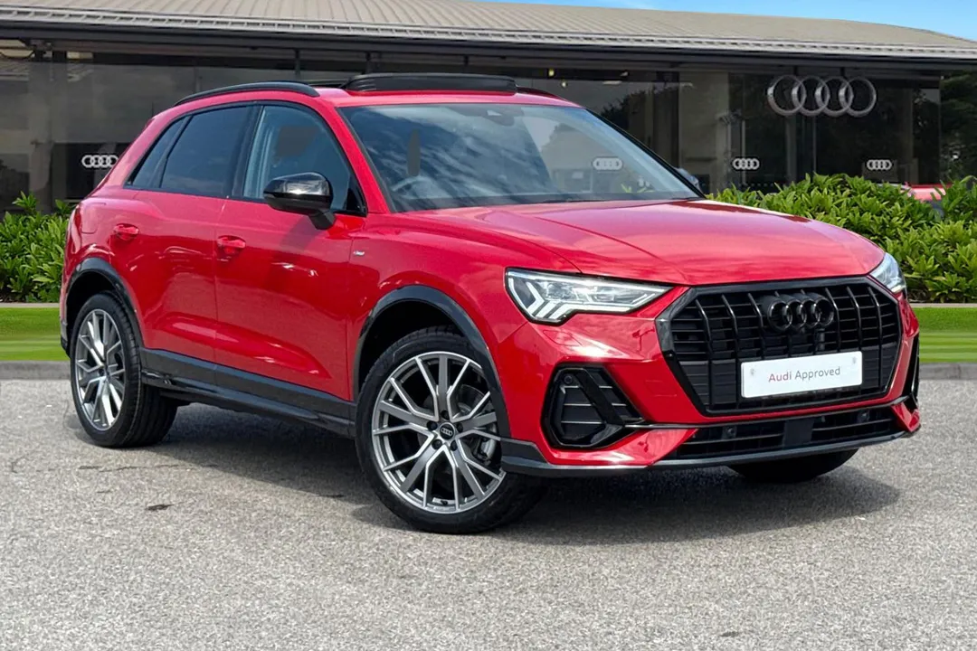 Audi Q3 video thumbnail