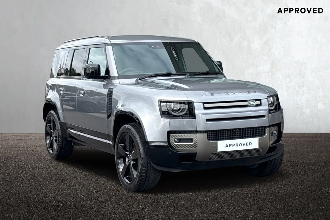 Land Rover Defender 110 video thumbnail