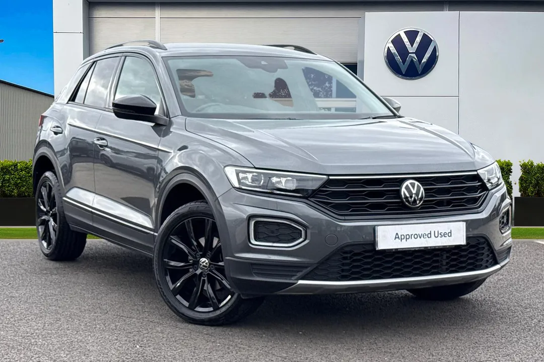 Volkswagen T-Roc video thumbnail