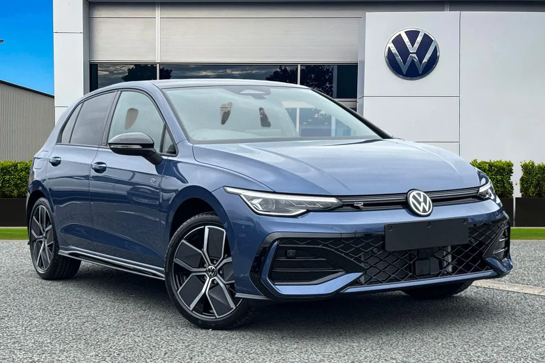 Volkswagen Golf video thumbnail