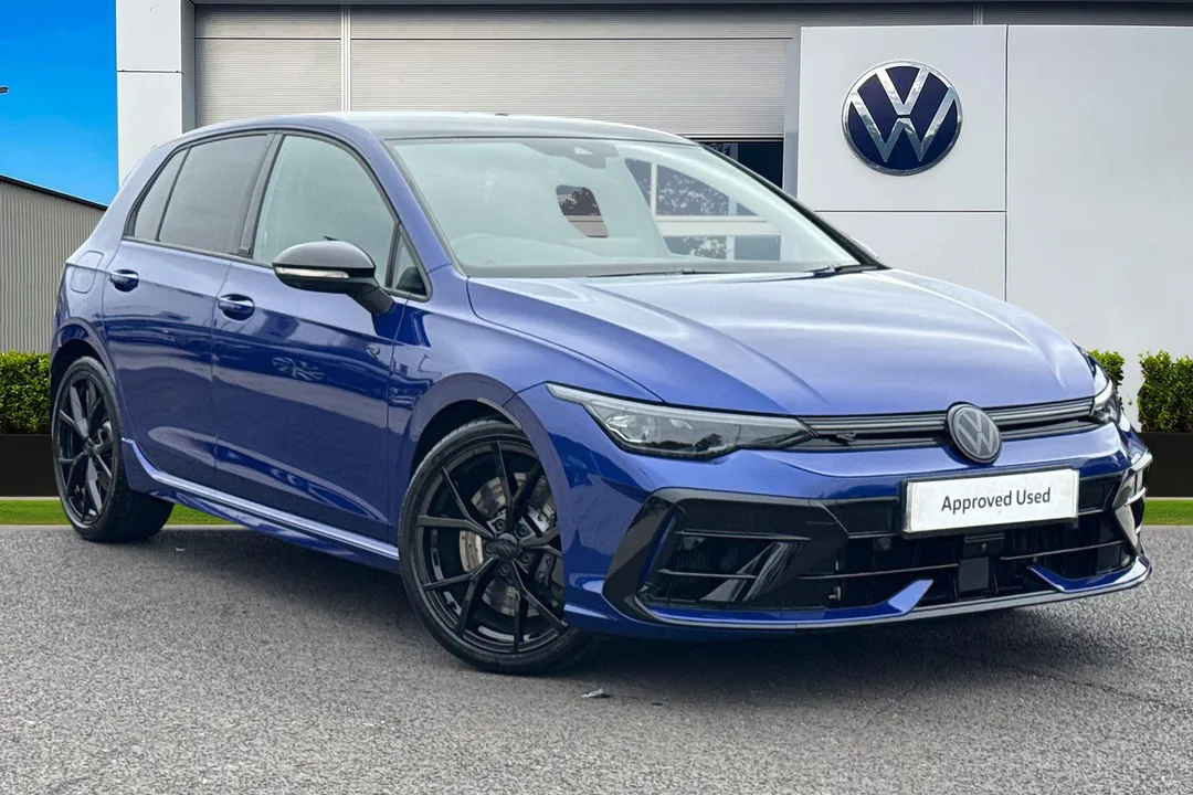 Volkswagen Golf video thumbnail