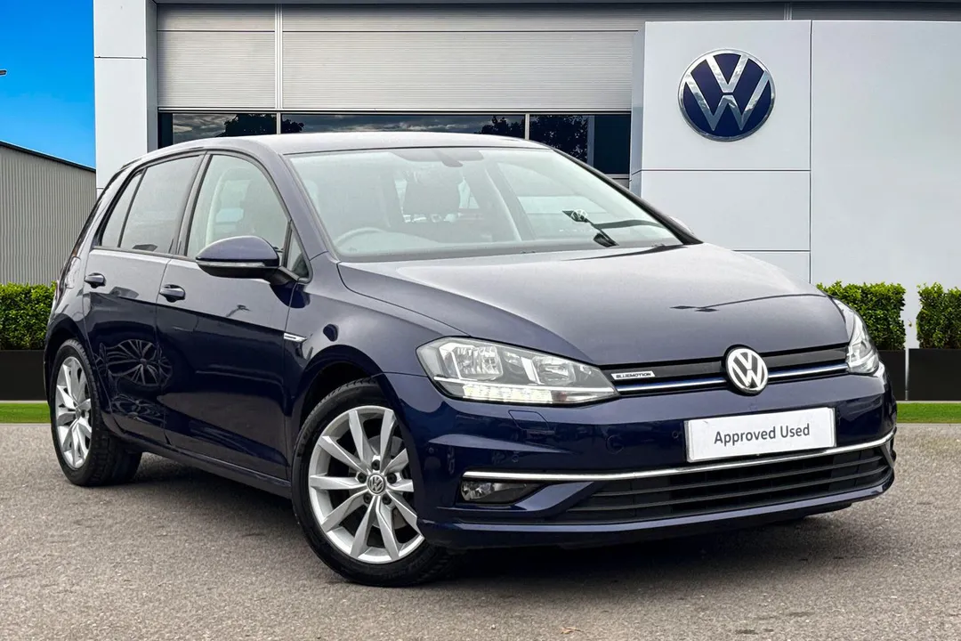 Volkswagen Golf video thumbnail