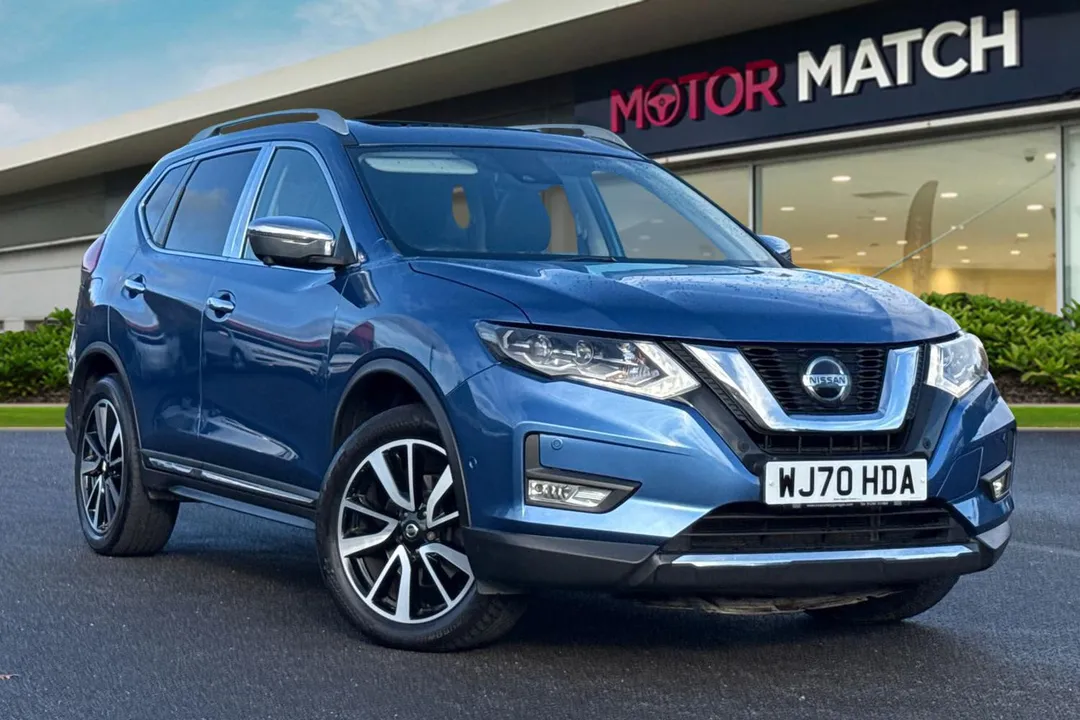 Nissan X-Trail video thumbnail