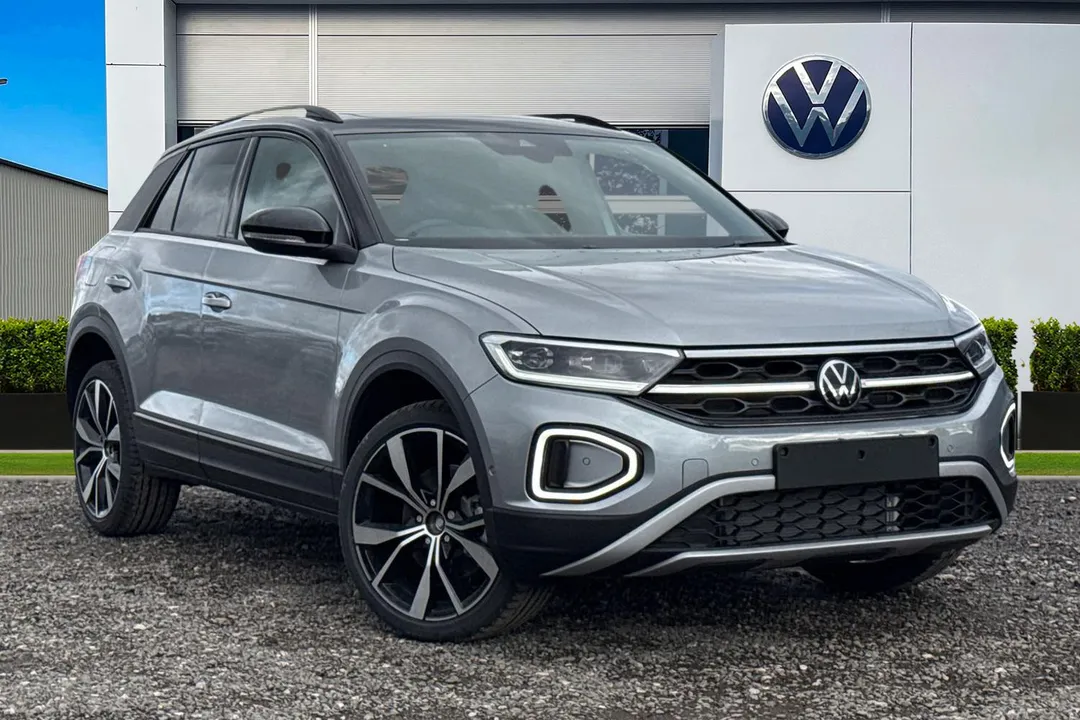 Volkswagen T-Roc video thumbnail