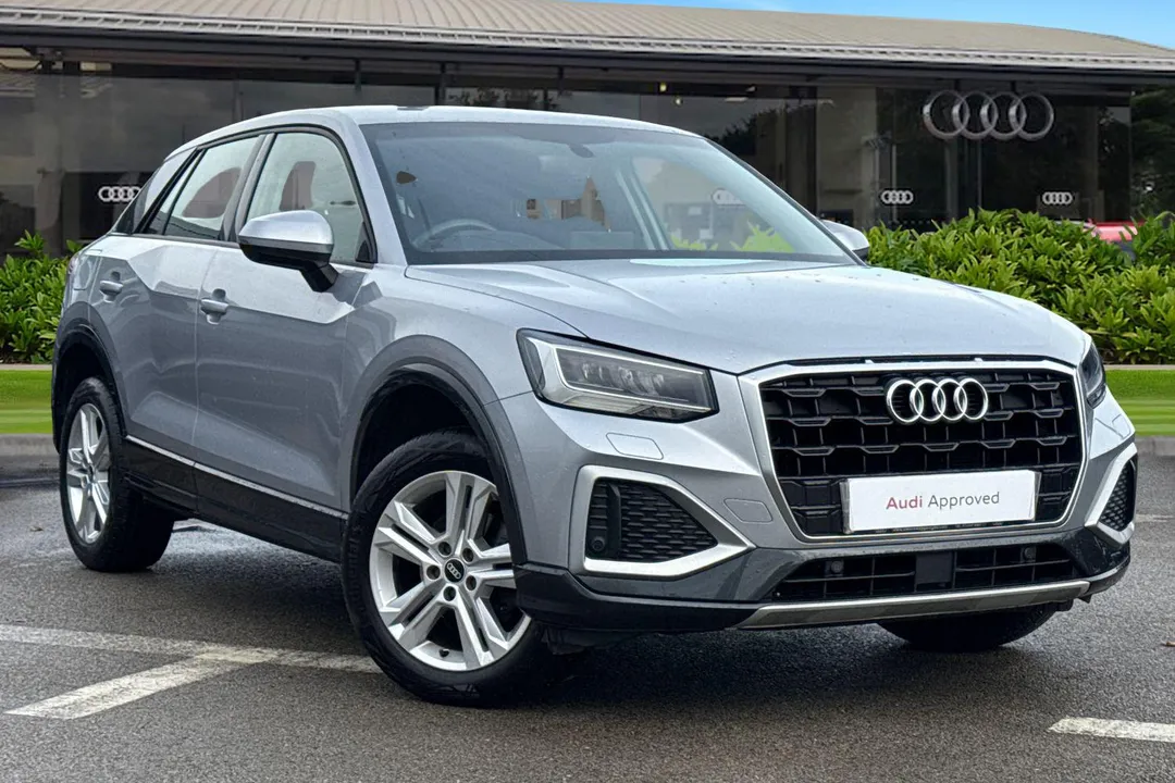 Audi Q2 video thumbnail