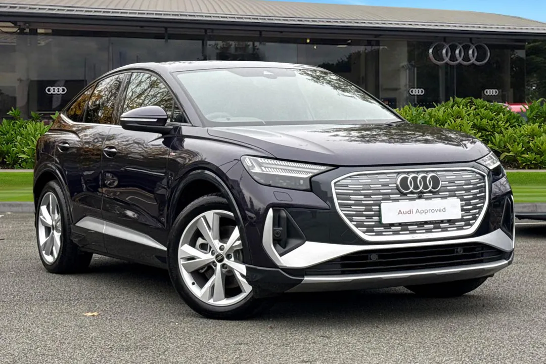 Audi Q4 e-tron video thumbnail
