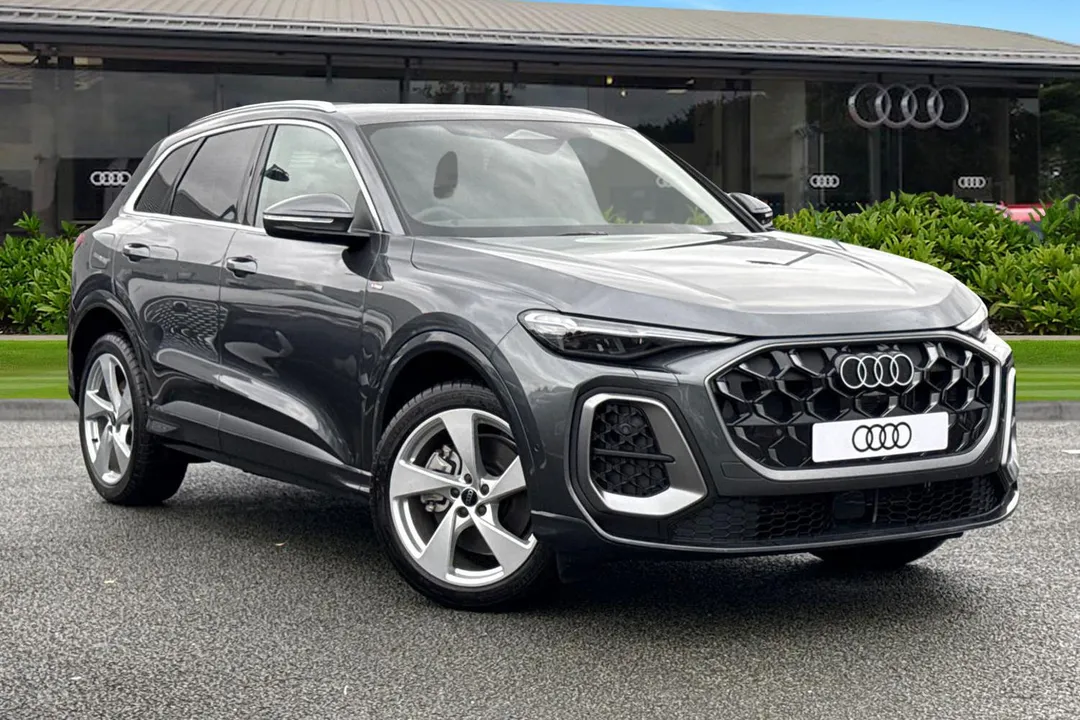 Audi Q5 video thumbnail