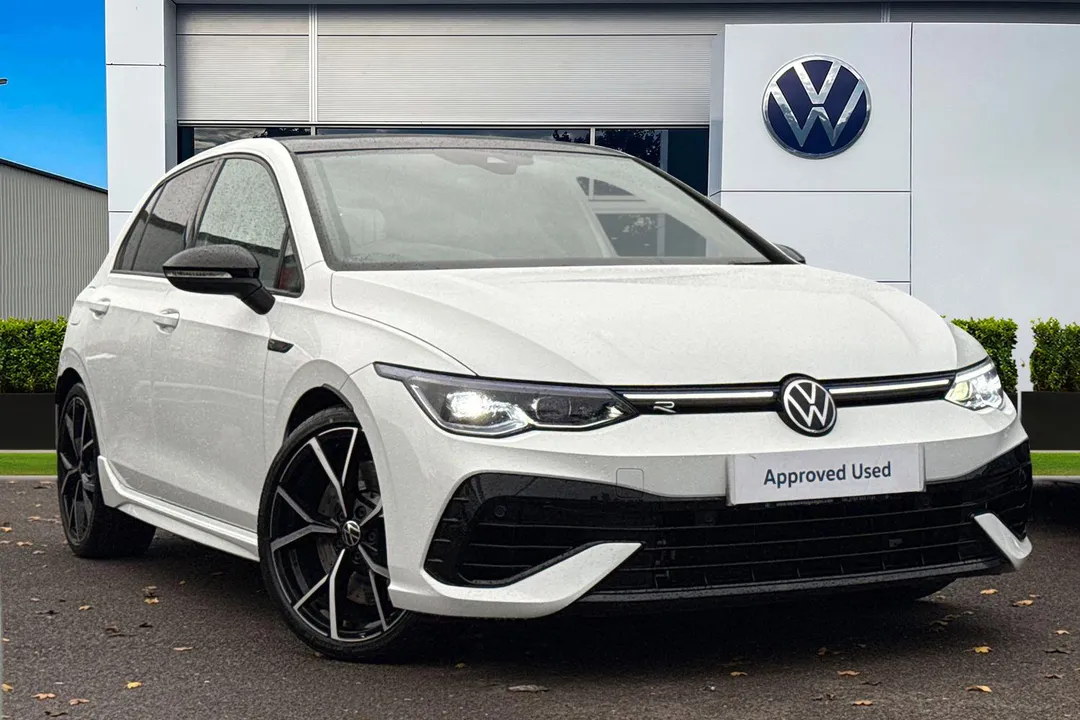 Volkswagen Golf video thumbnail