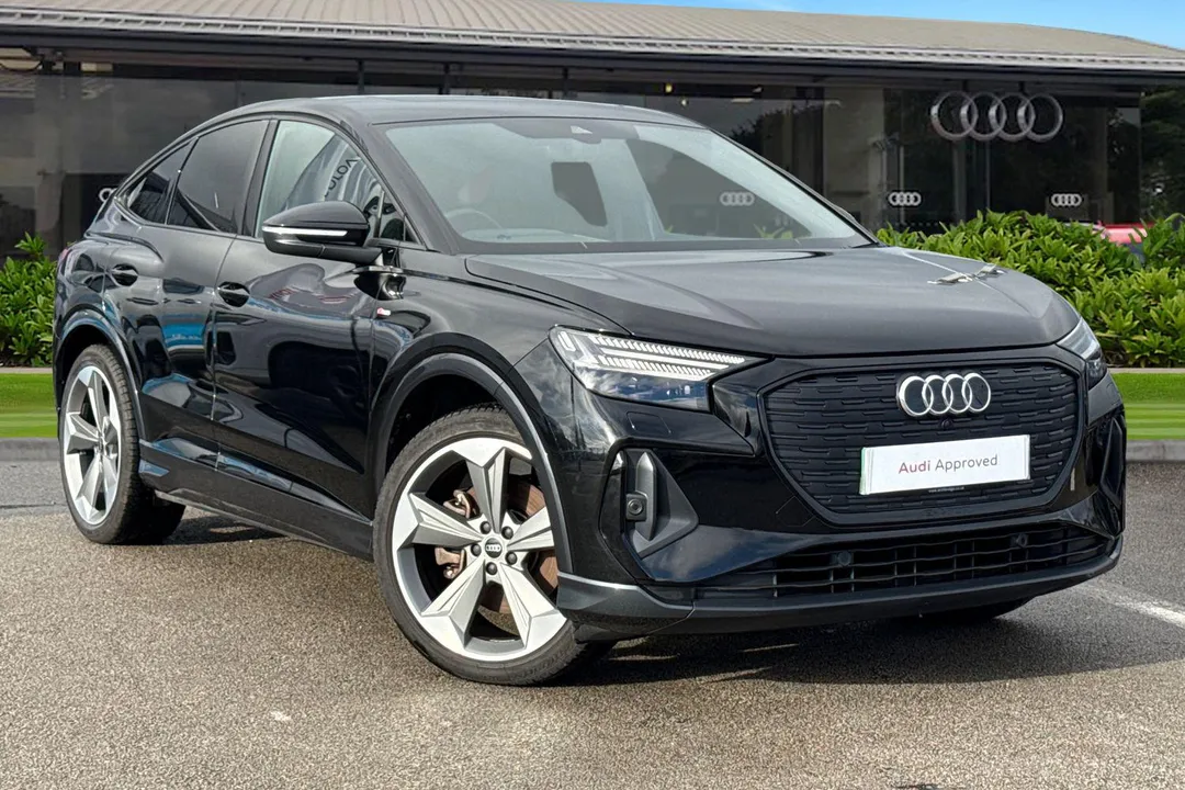 Audi Q4 e-tron video thumbnail