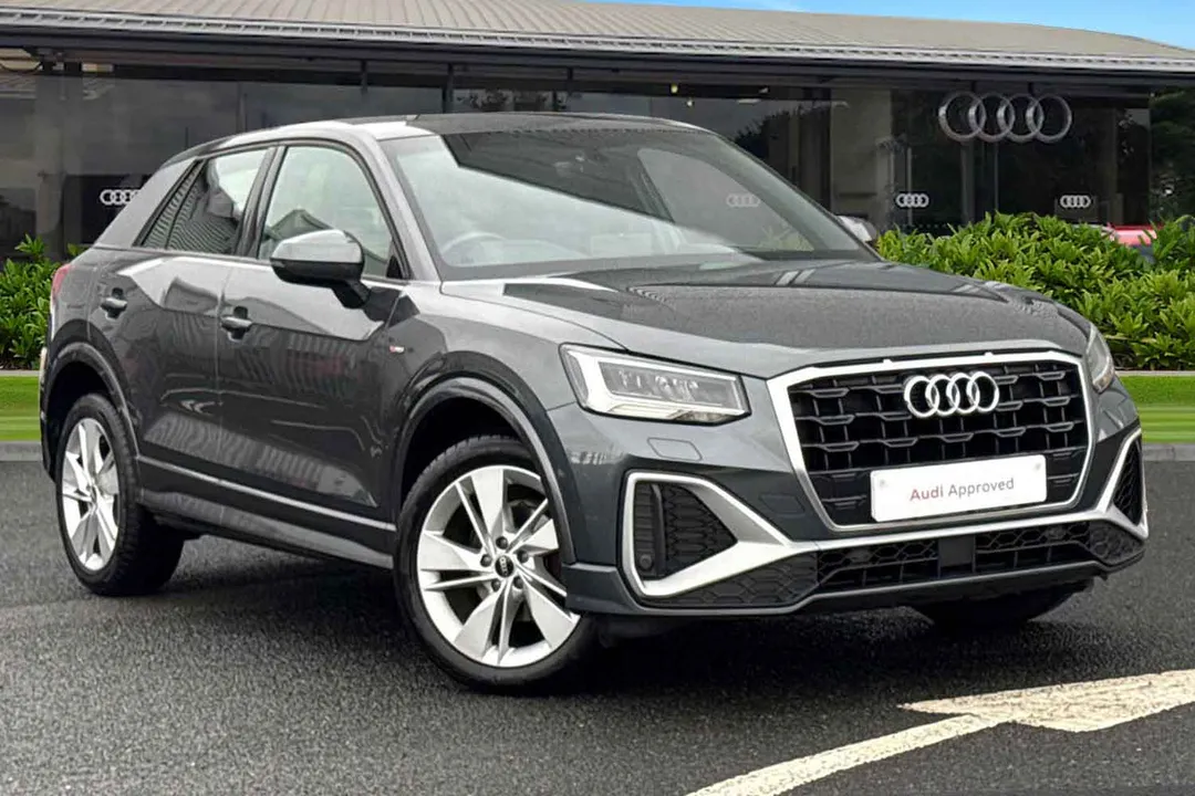 Audi Q2 video thumbnail