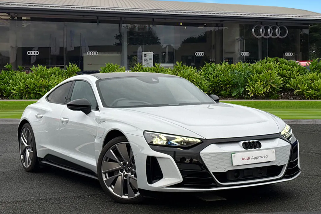 Audi RS e-tron GT video thumbnail