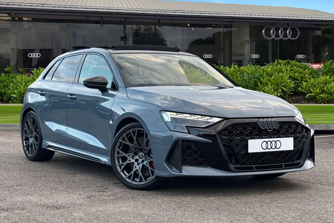 Audi RS 3 video thumbnail