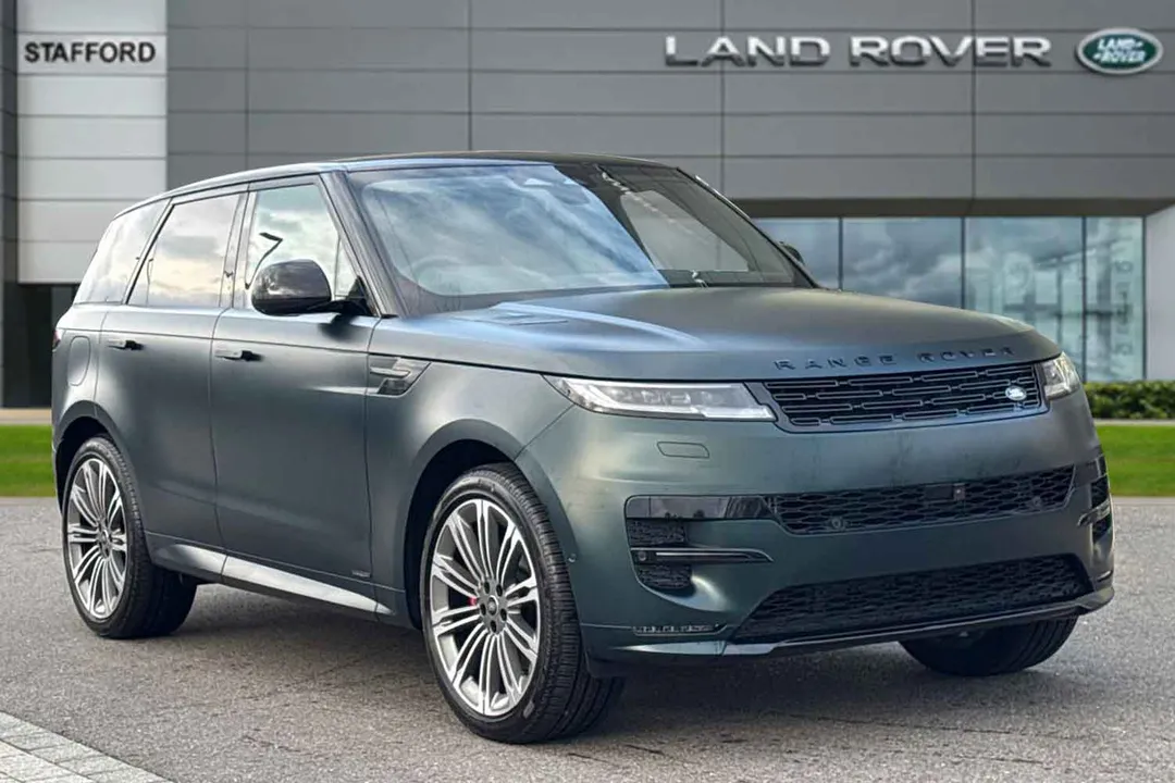 Land Rover Range Rover Sport video thumbnail