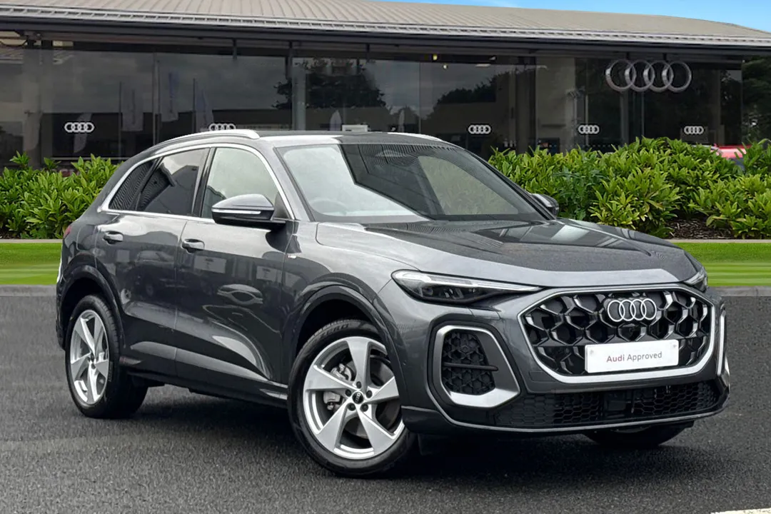 Audi Q5 video thumbnail