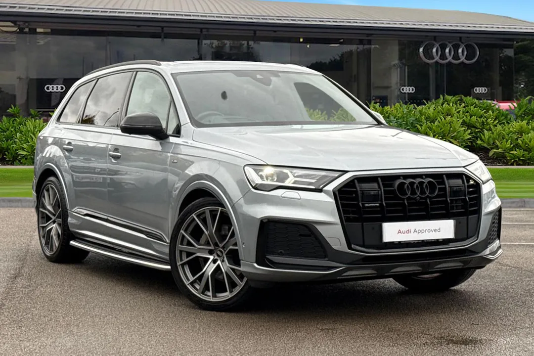 Audi Q7 video thumbnail