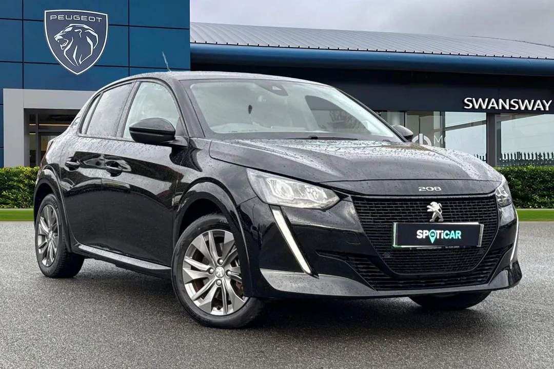 PEUGEOT e-208 video thumbnail