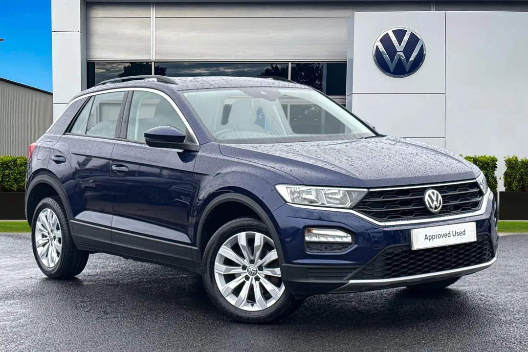 Volkswagen T-Roc video thumbnail