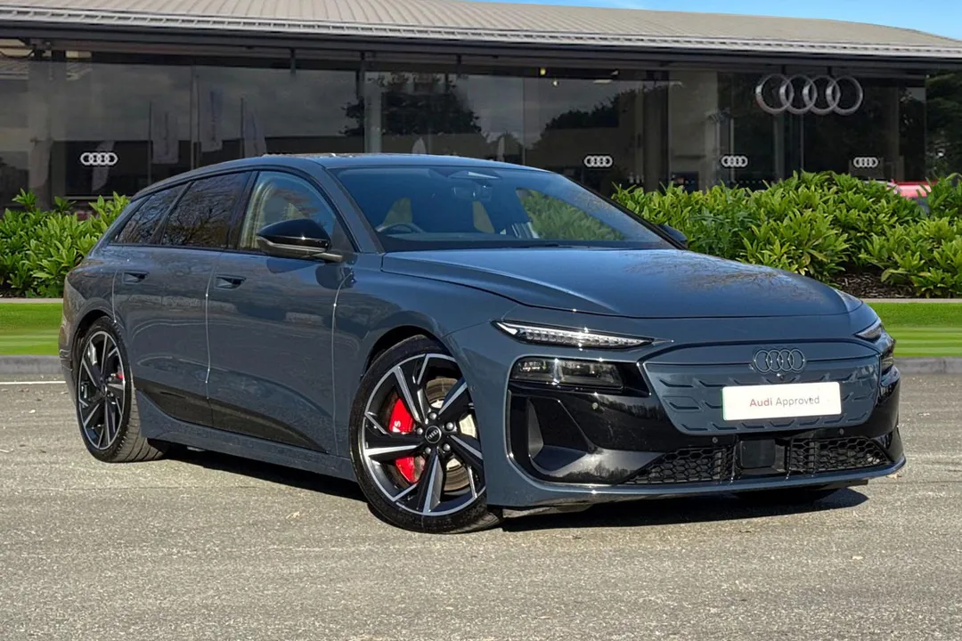 Audi S6 E-Tron Avant video thumbnail