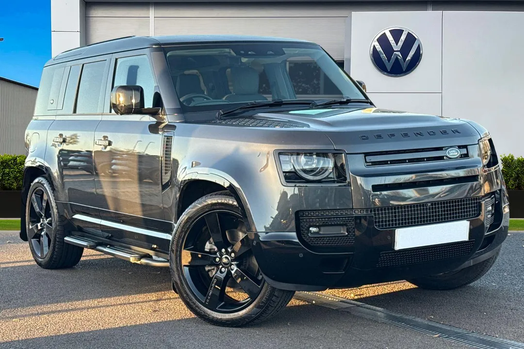 Land Rover Defender 110 video thumbnail