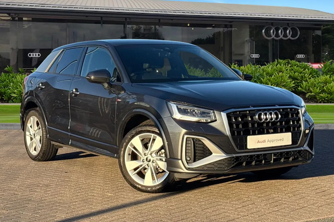 Audi Q2 video thumbnail