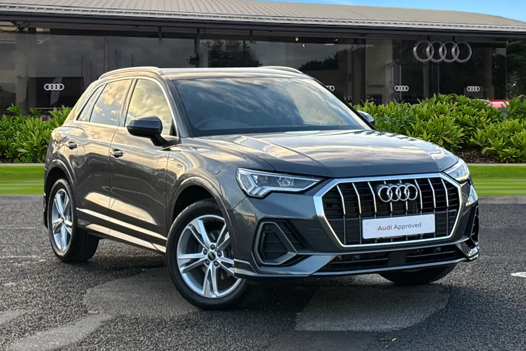 Audi Q3 video thumbnail