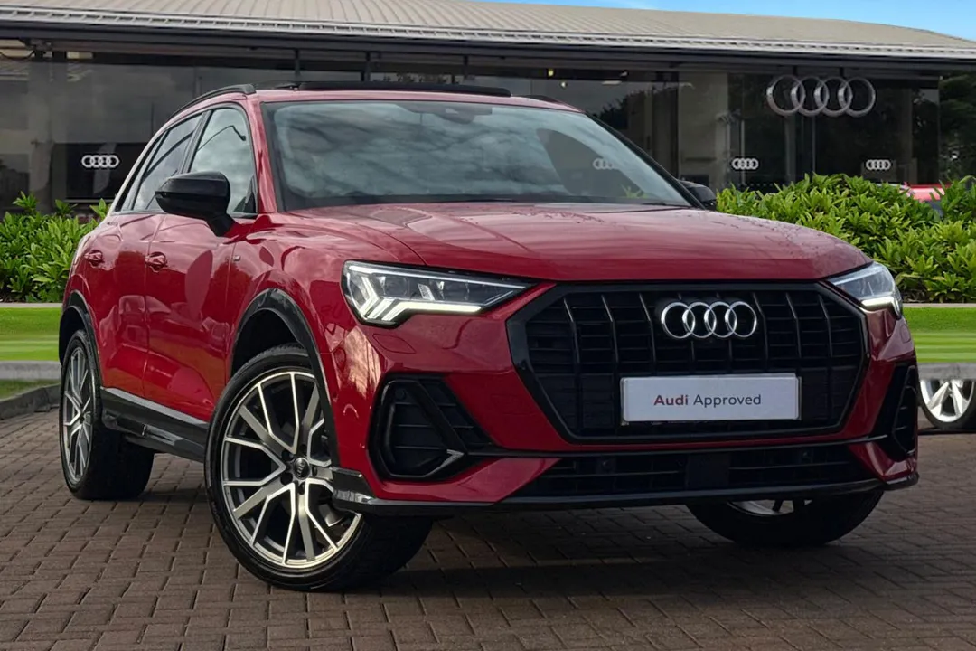 Audi Q3 video thumbnail