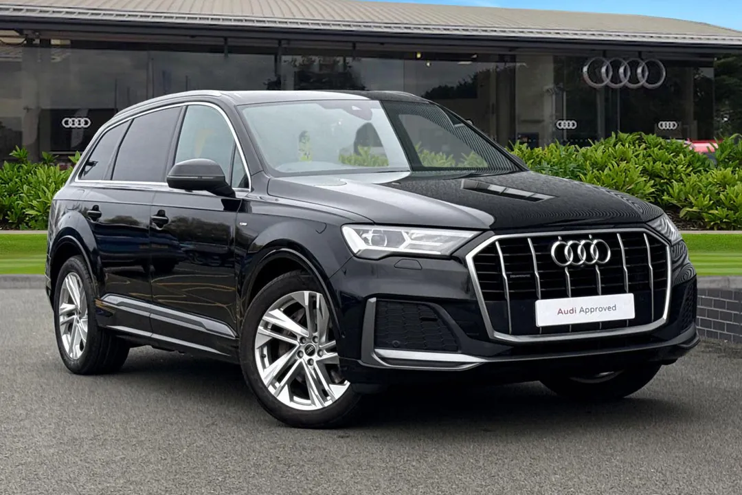 Audi Q7 video thumbnail